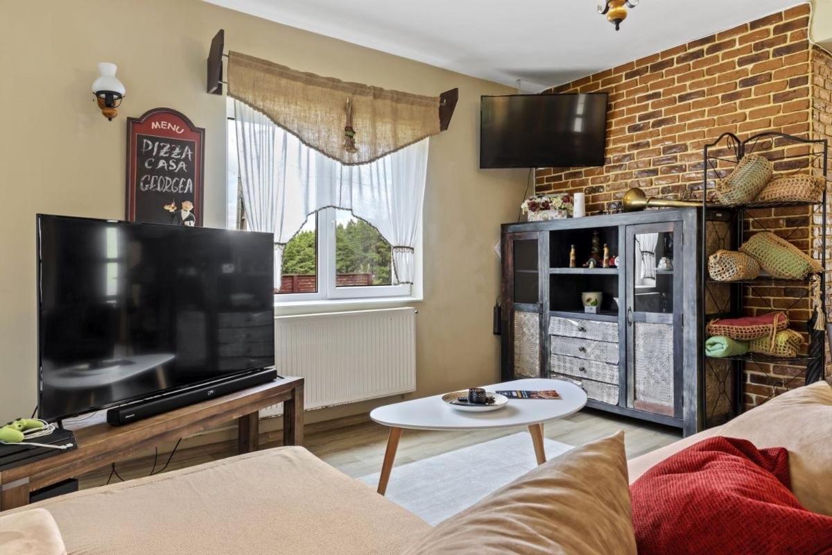 Villa Casa Georgea à Săcele Extérieur photo