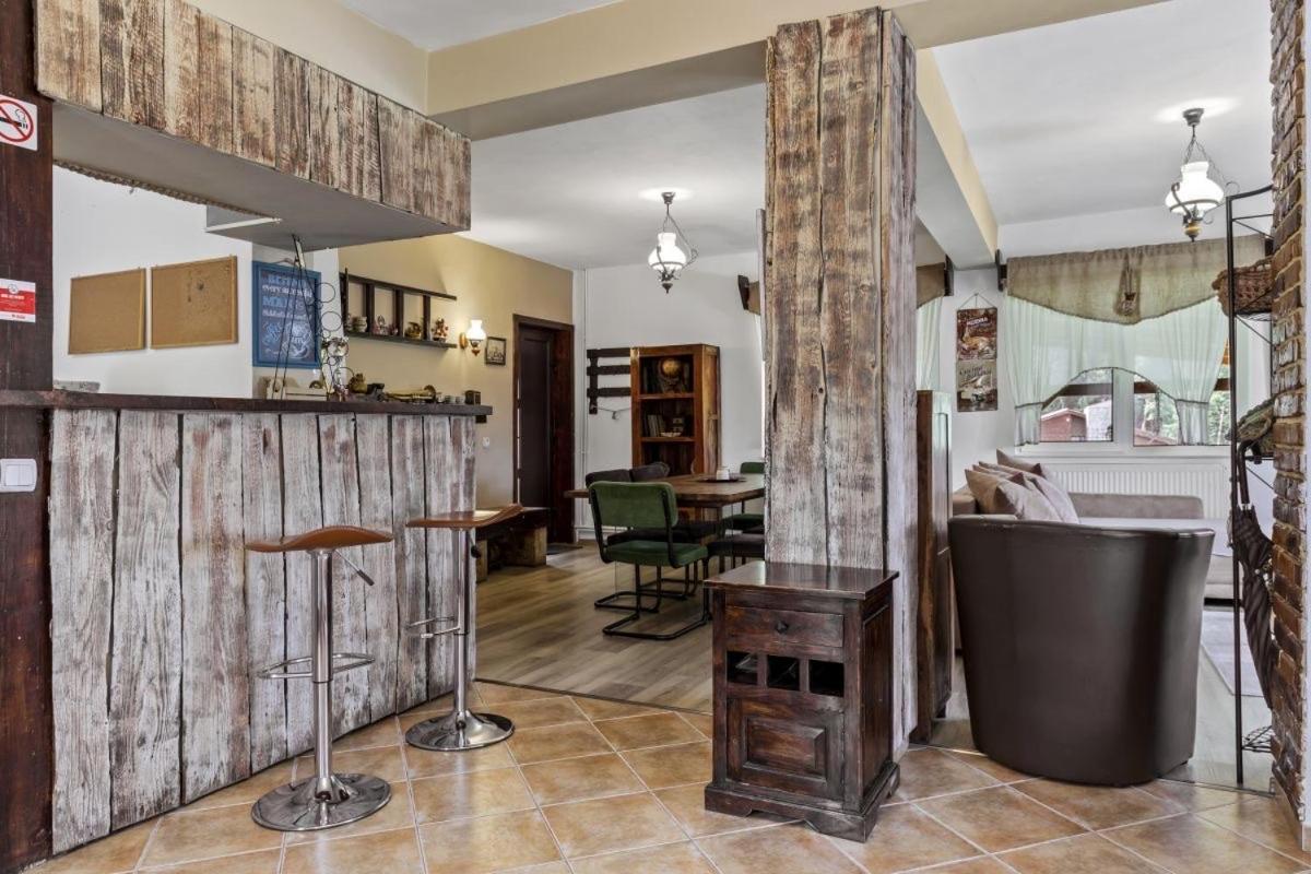 Villa Casa Georgea à Săcele Extérieur photo